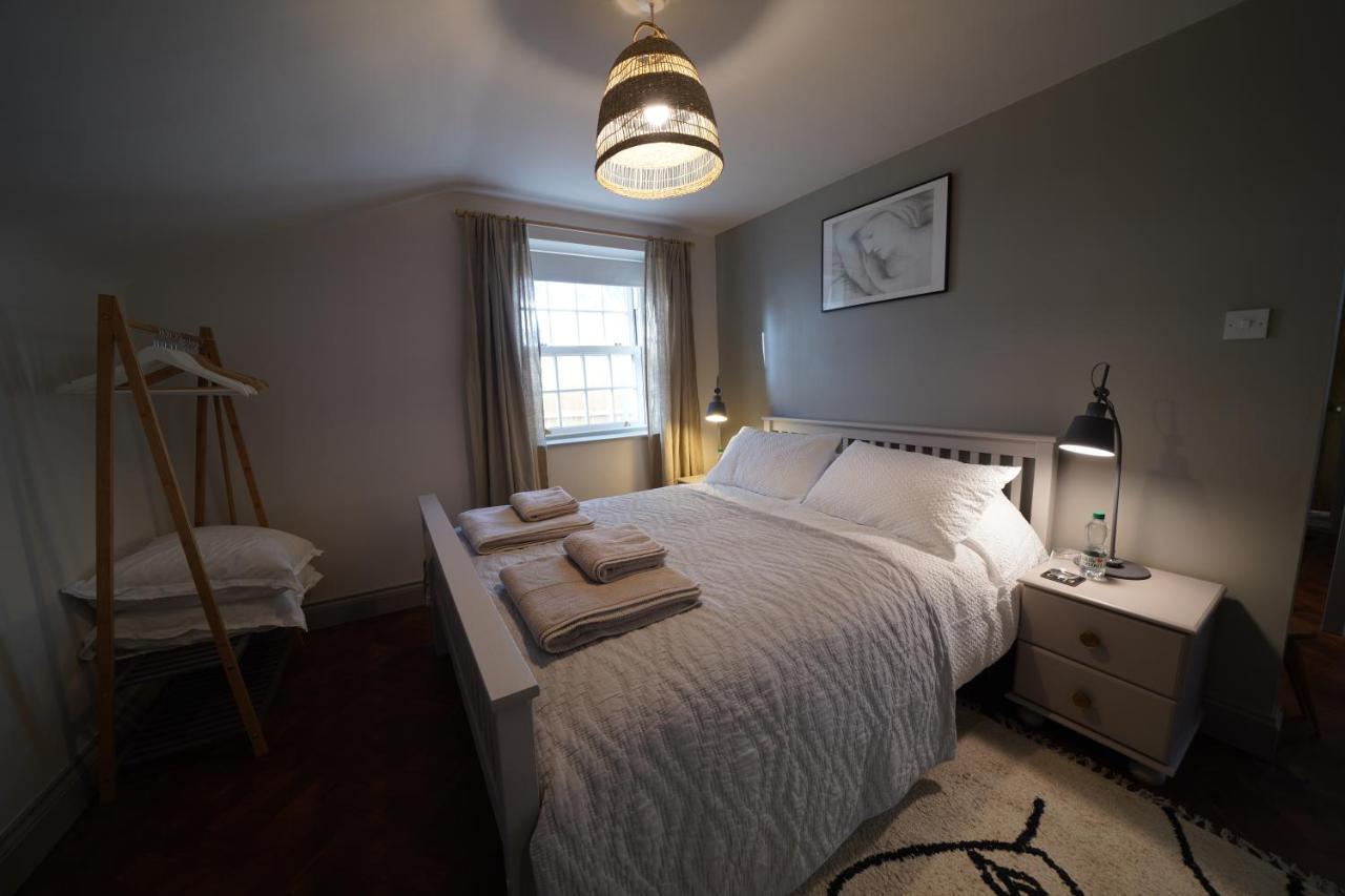 Walmer, Deal Stunning Coach House Apartment Екстериор снимка