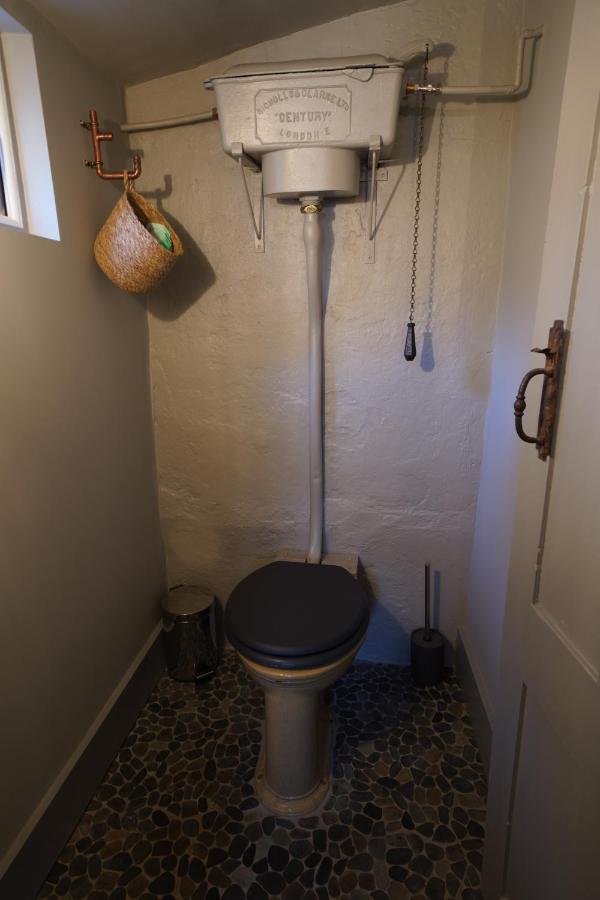 Walmer, Deal Stunning Coach House Apartment Екстериор снимка